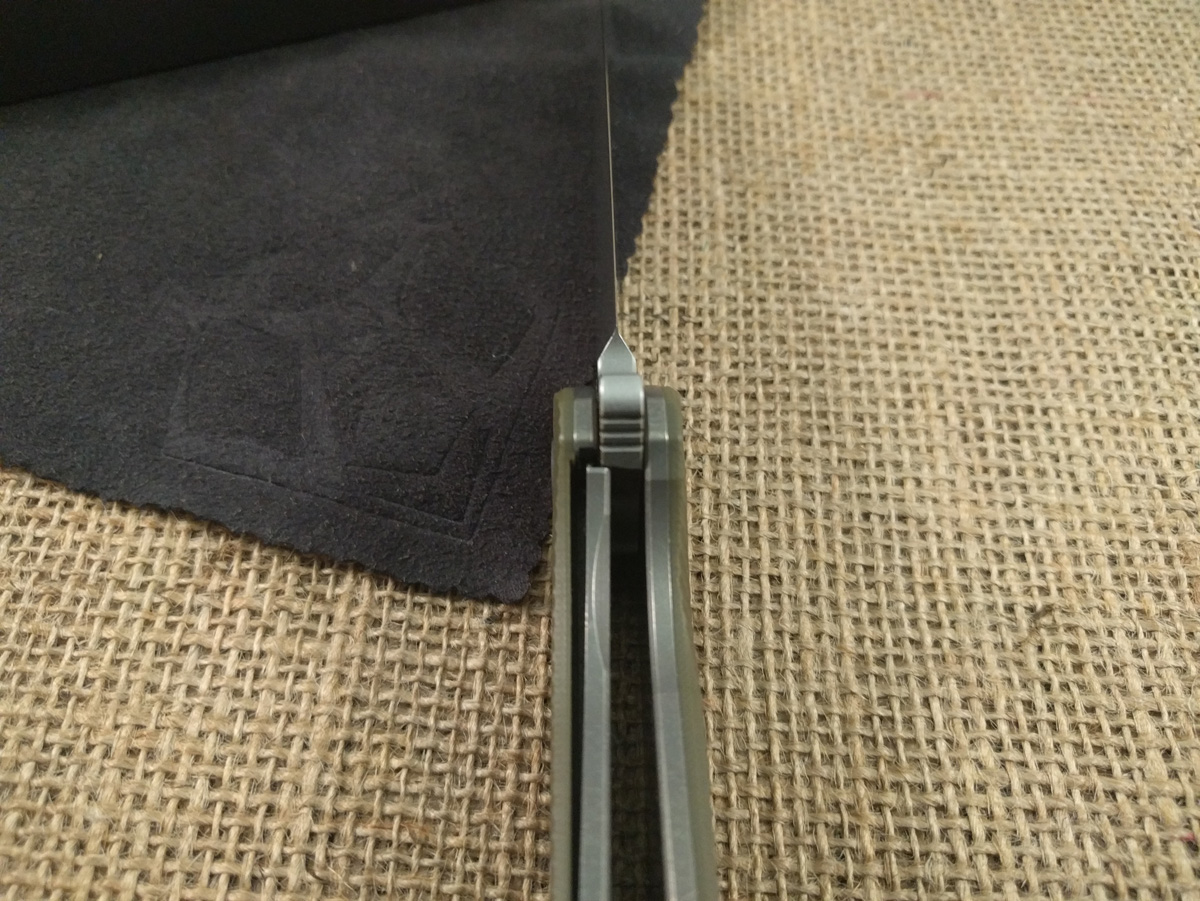 0HF603h.jpg