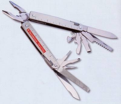 swisstool-penknife.jpg