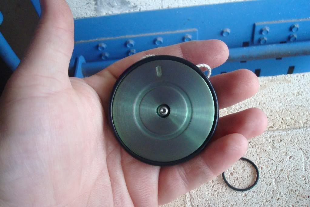 yo-yo121709010.jpg