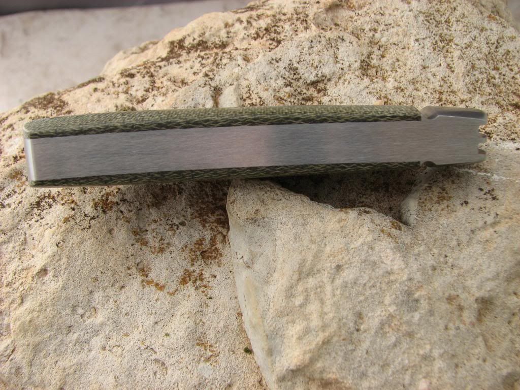 2-bladeswaybacksep2011004.jpg