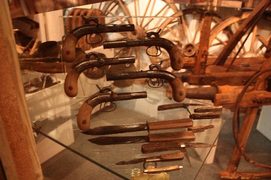 guns-and-knives.jpg