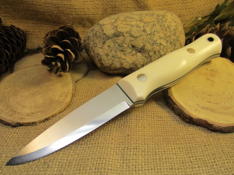 BushcraftKnife001.jpg