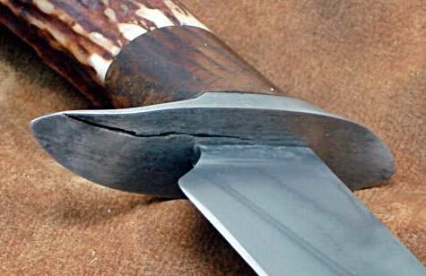 KNIFES032-1.jpg