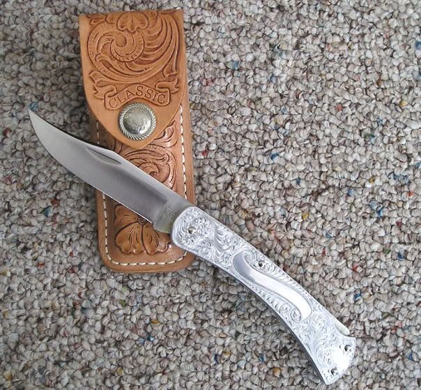 Buck111ClassicThree-dot.jpg
