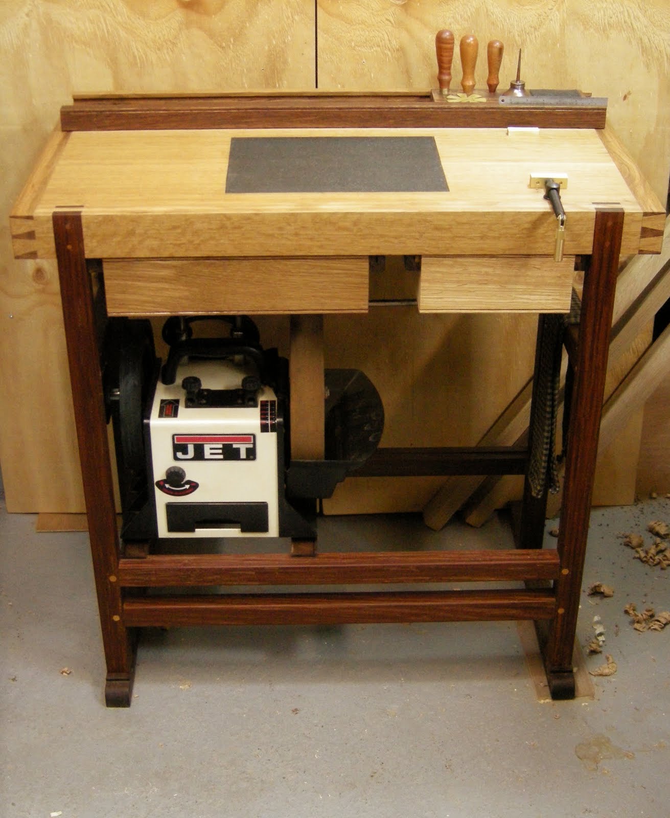 sharpening-bench-final-pics-0021.jpg