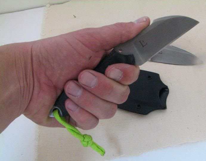 BLACKKNIVES009.jpg