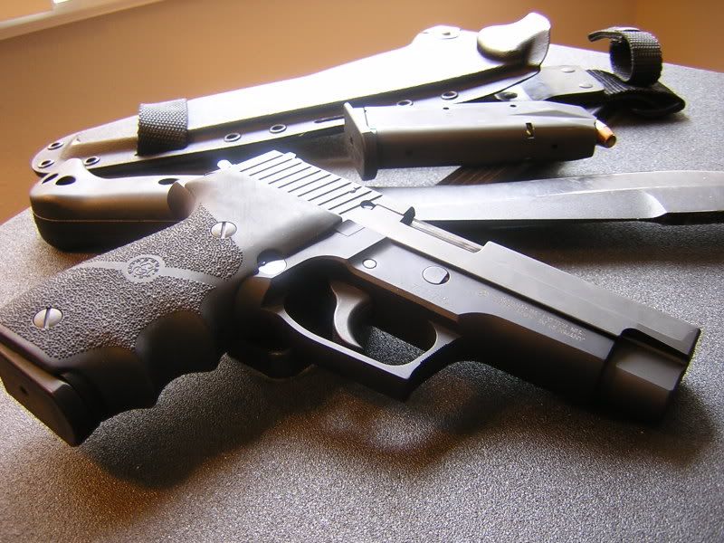 gunpics001.jpg