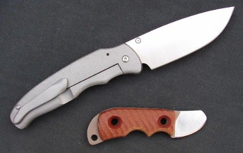 Bussefolderandscrapback2.jpg