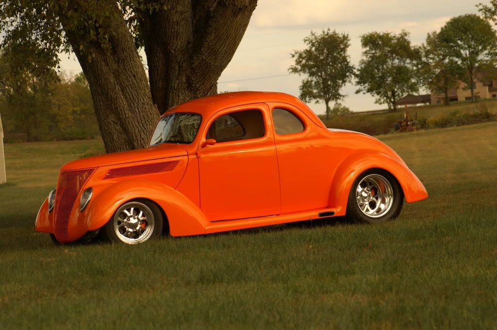 1937FordCoupeHome022.jpg