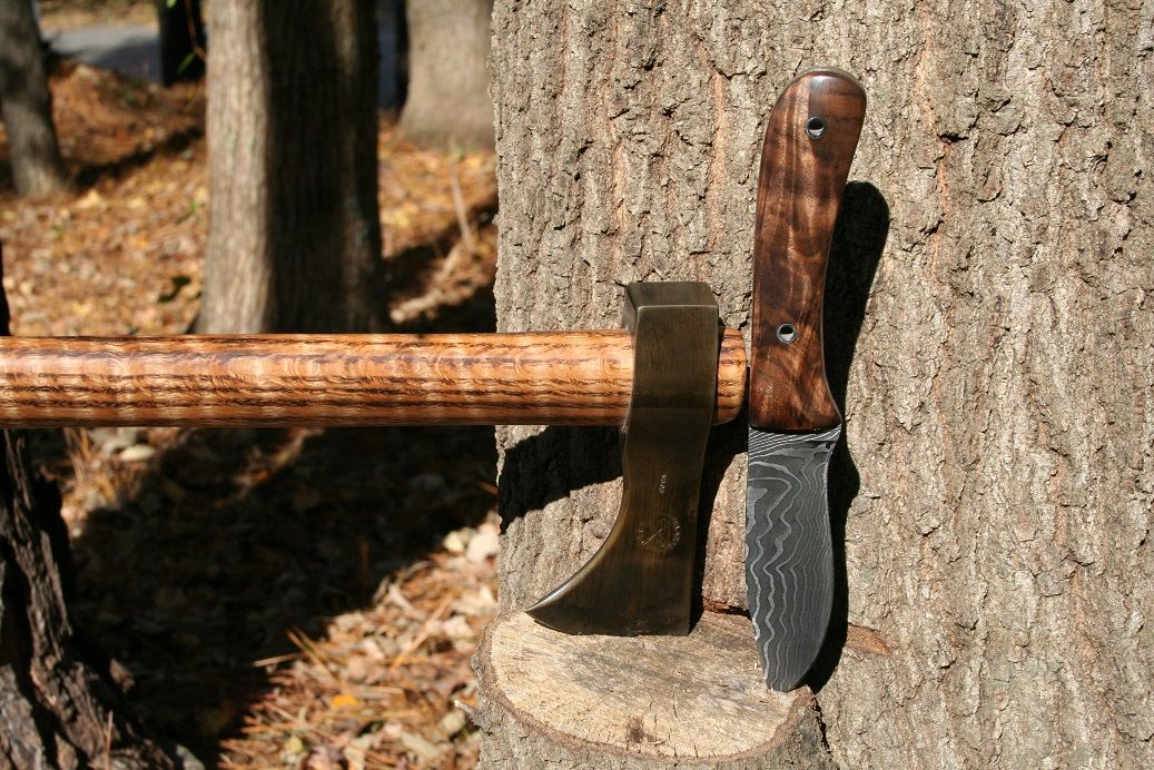 2hawks_2fingers_RedOak_2013.jpg