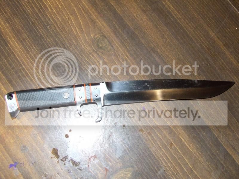 knife1.jpg