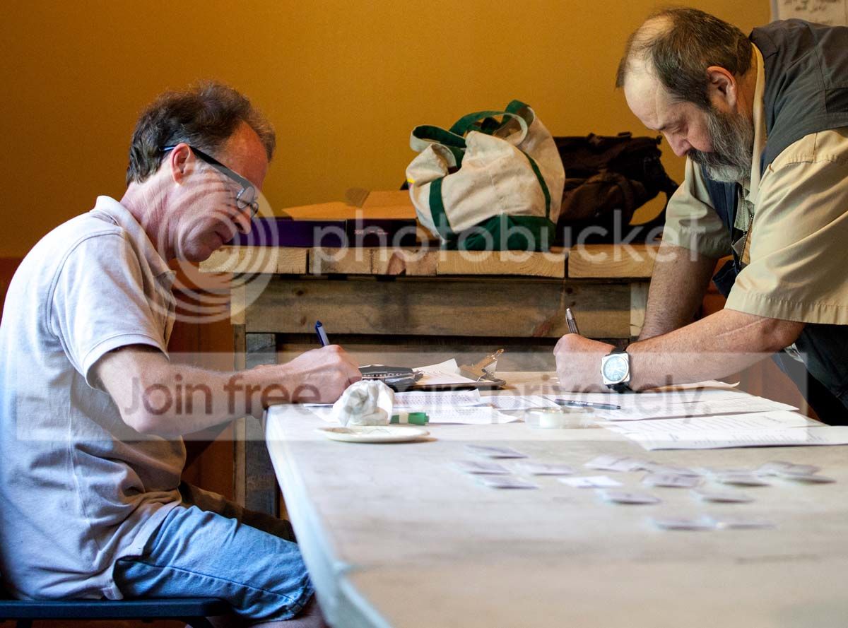 signing_in.jpg~original