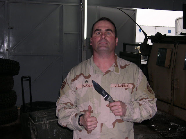 todd%20beggs%20knife.JPG