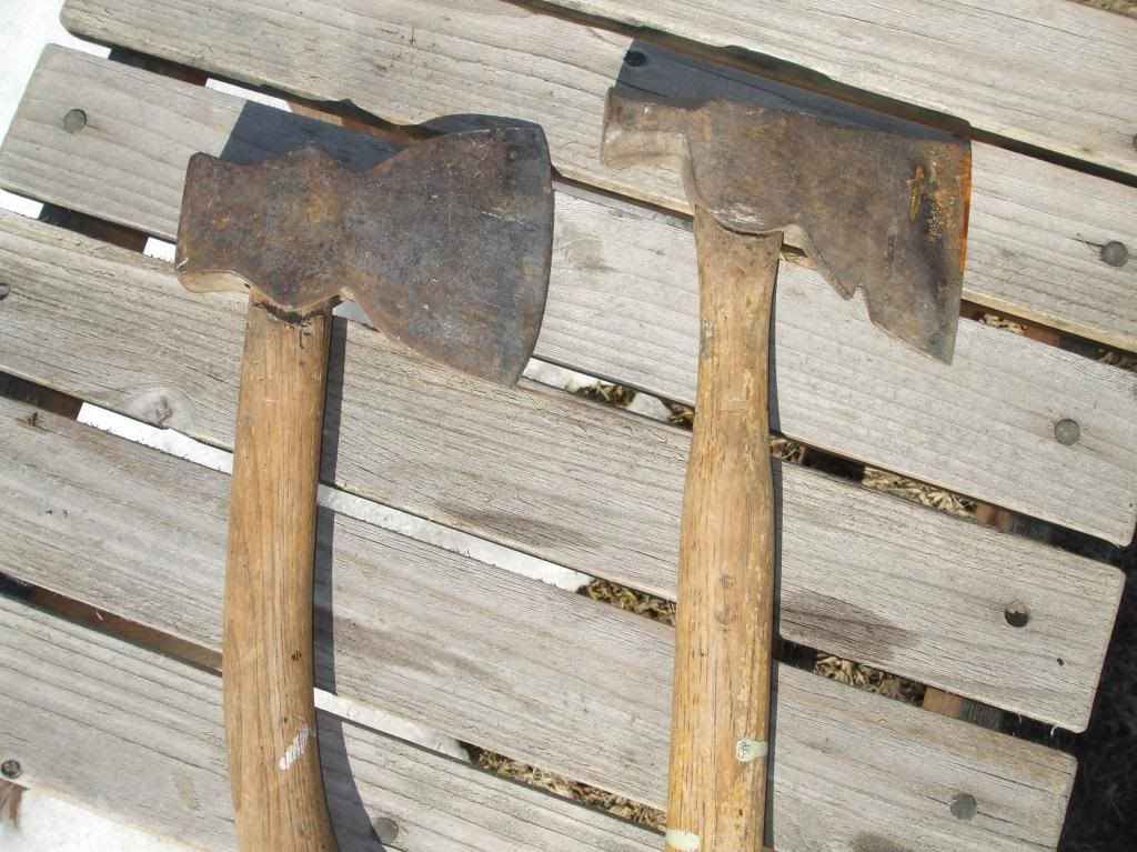 broadandcarpenteraxe001.jpg