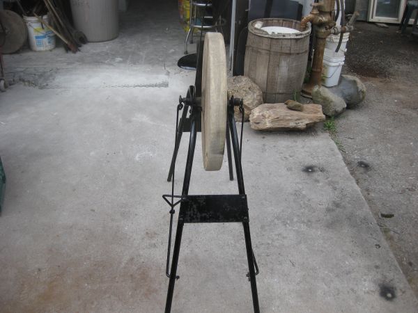 grinder1.jpg