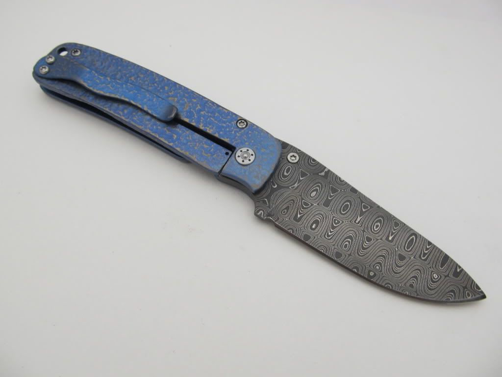 stainlessdamascusframelock021.jpg