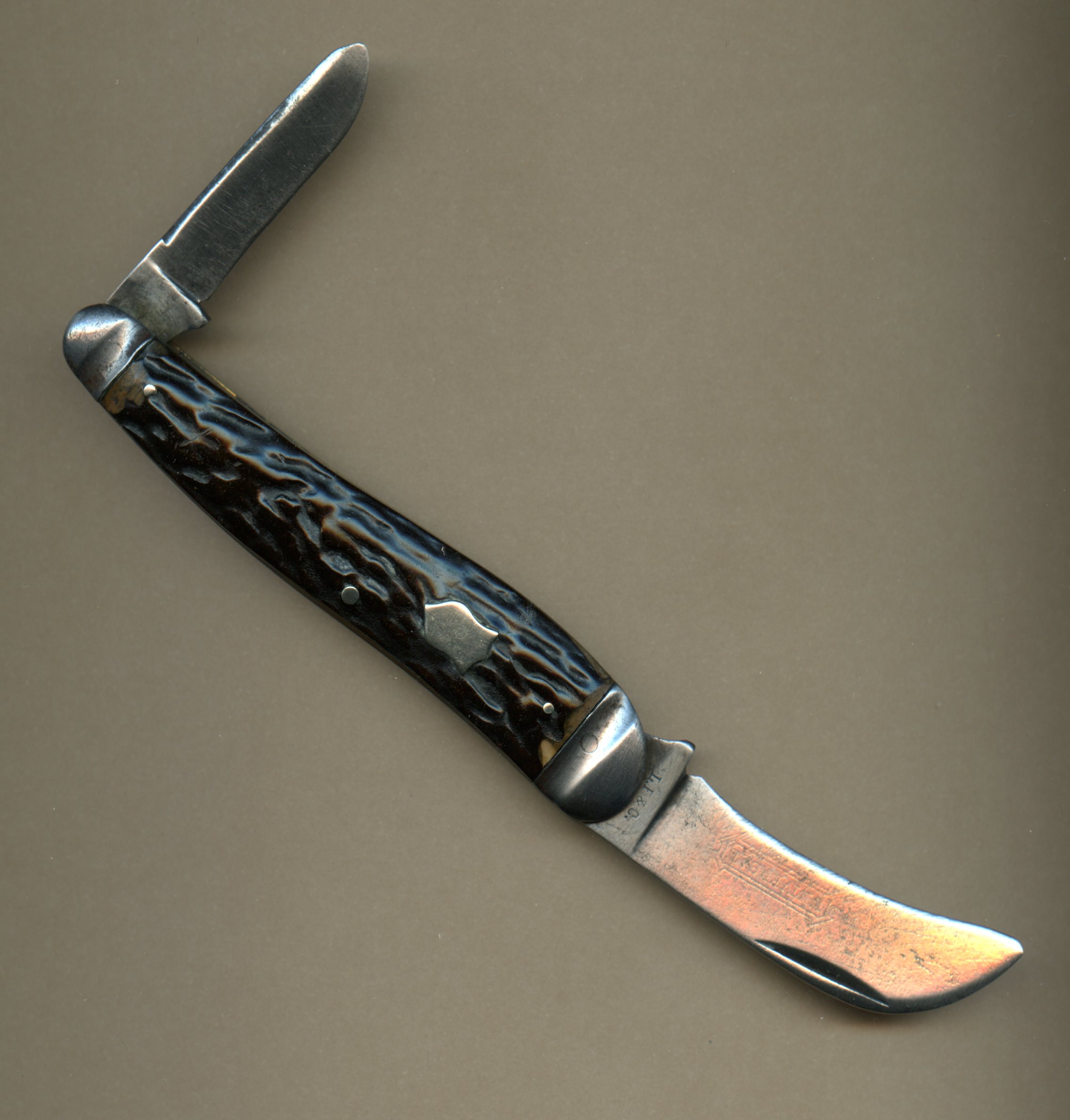 64Zn6KT.jpg