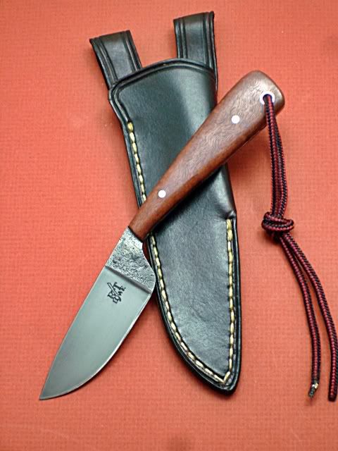 KNIFES102.jpg