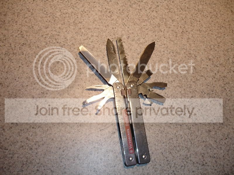 SwissTool001.jpg