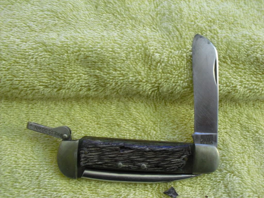 GrandpaKnives002.jpg
