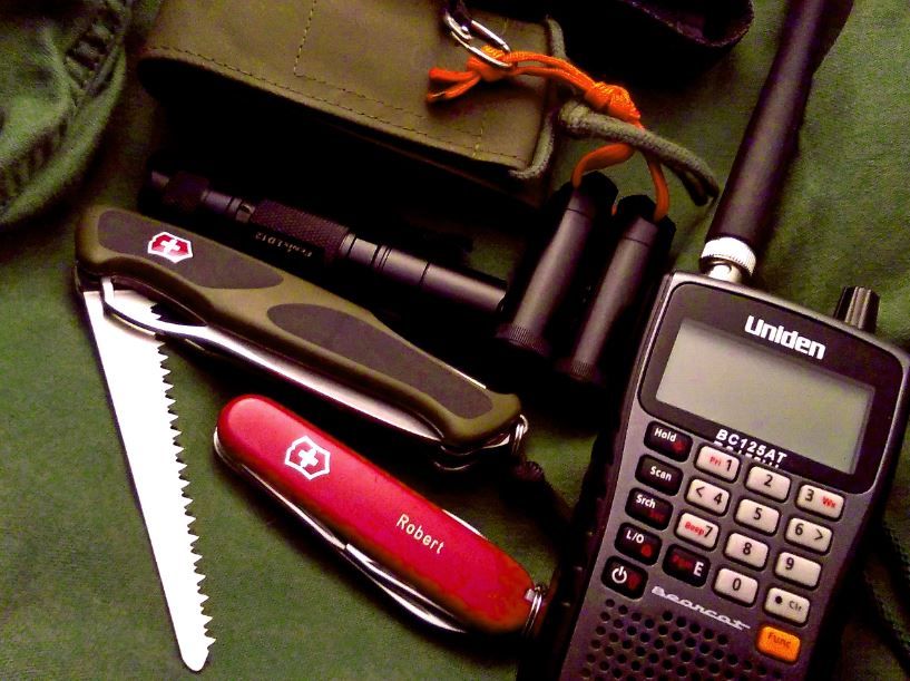 Sat%20edc%204-1-17%20Storm%20gear_zpsfqpcfxz9.jpg