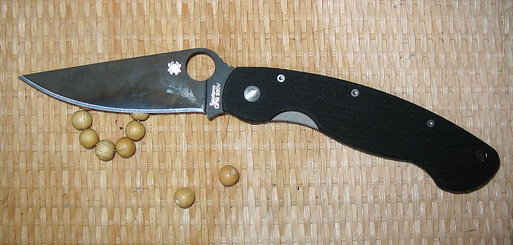 Knife_Spyderco_Military_C36GPBK.jpg
