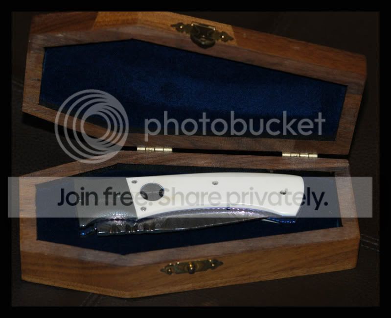 RVallottonCoffin.jpg
