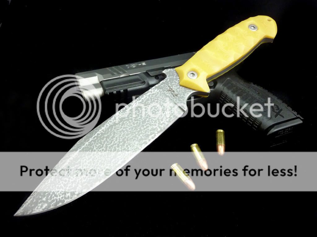 RennerYellowTacticalKnife.jpg