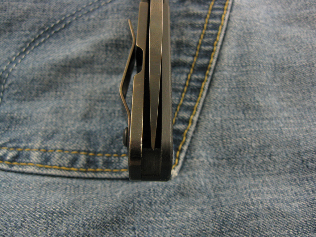 Strider _SnG_BlkLego_S30V_DropPoint_PVD_004.jpg