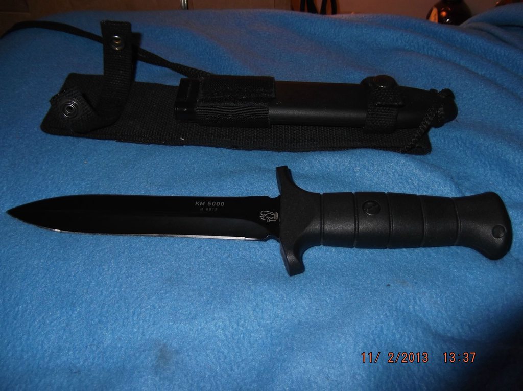 DzS9hqOh.jpg