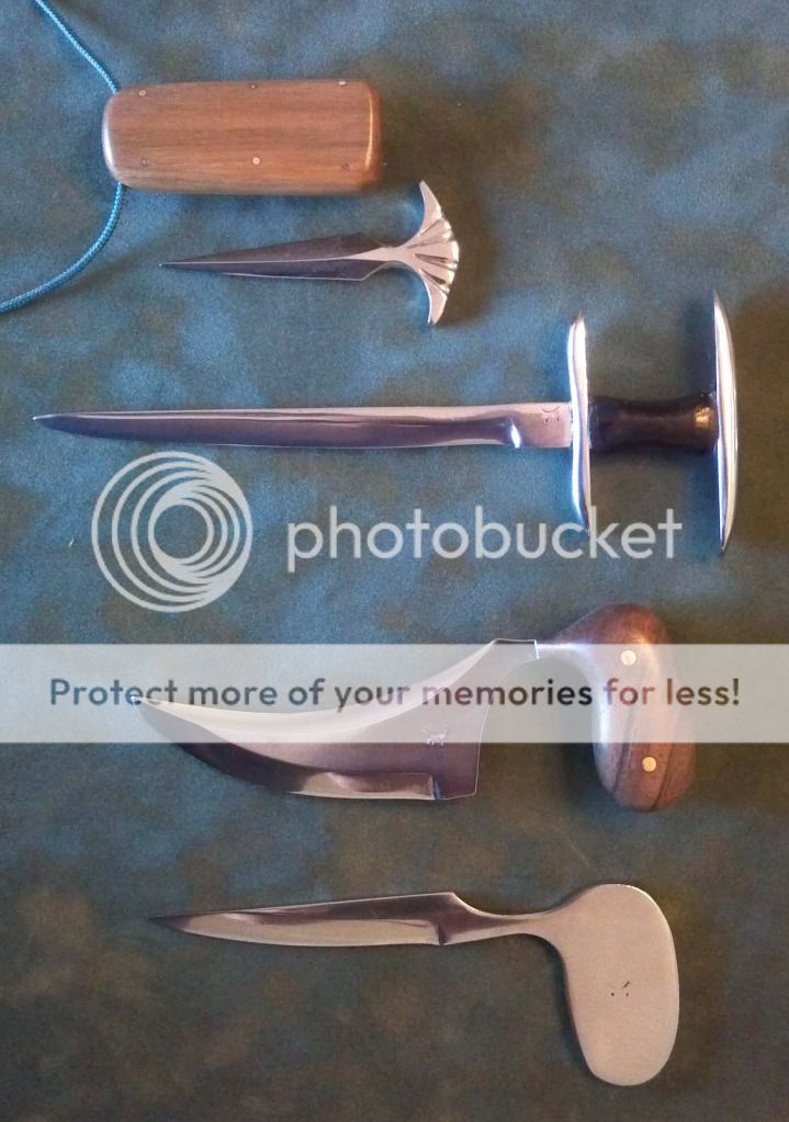 4knives-1.jpg