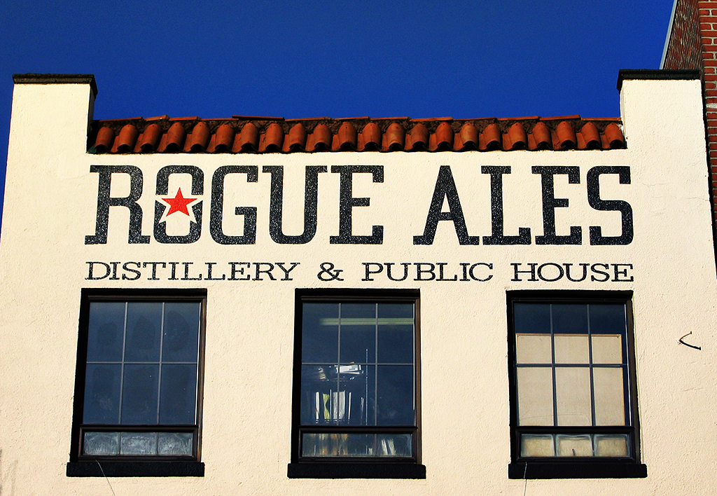 Rogue_Ales_Distillery_&_Public_House.jpg