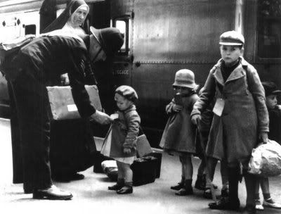 1940britishchildrentrain.jpg