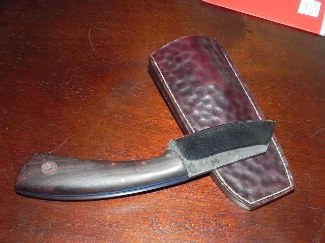 dogandknives025.jpg