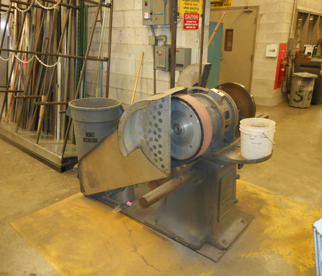 6-Industrial%20grinder2.jpg