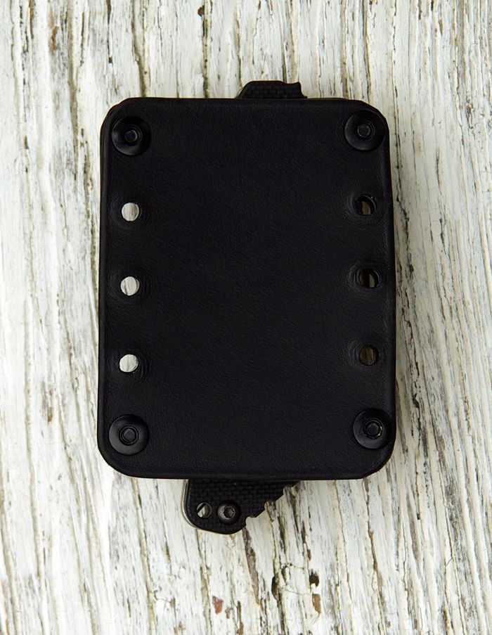 StriderSNGleatherpouch04.jpg