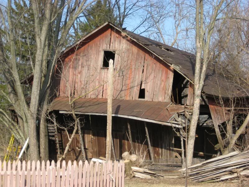 Barnpics001.jpg