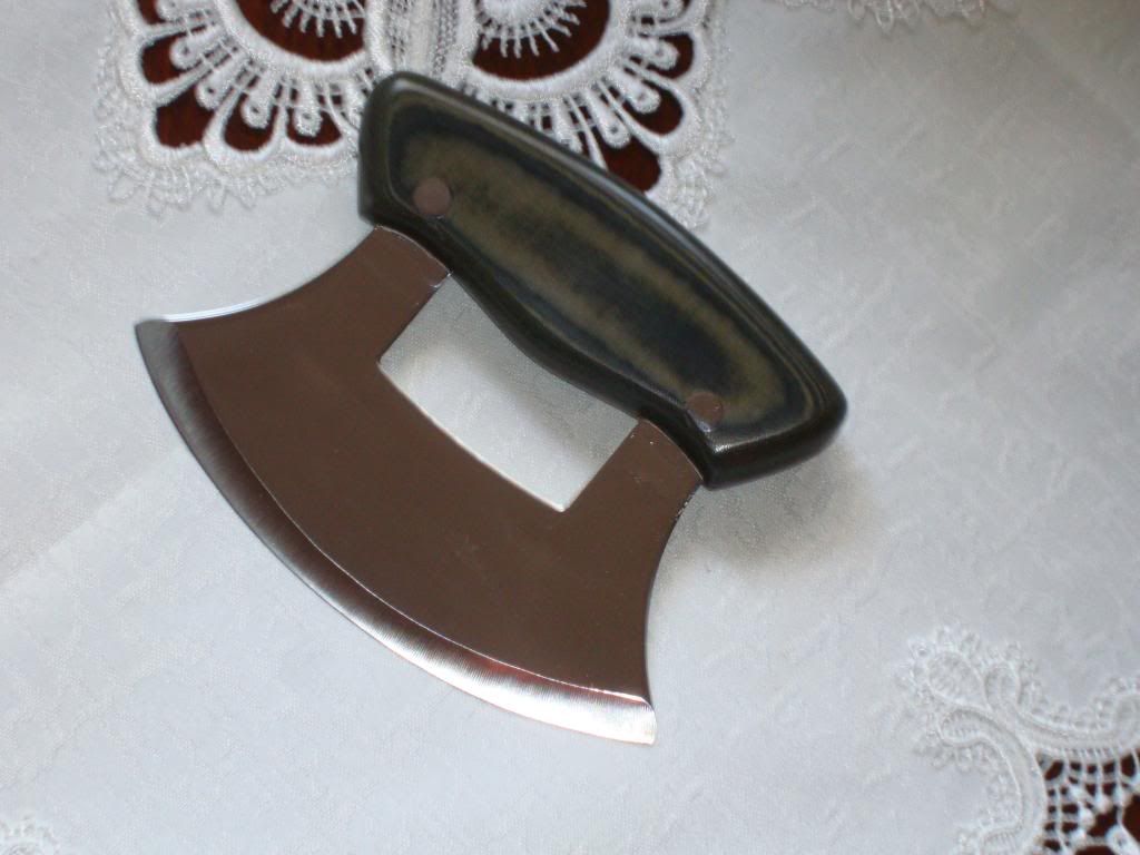 Knives_Necklace017_zpsba9a73ea.jpg