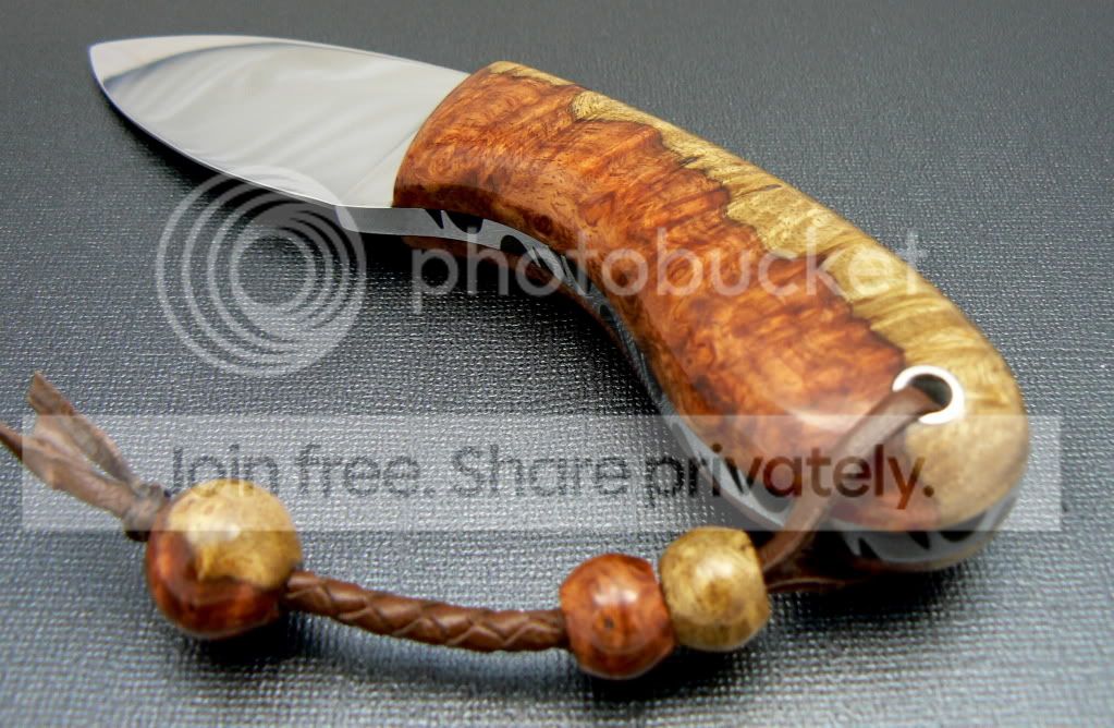 knife1.jpg