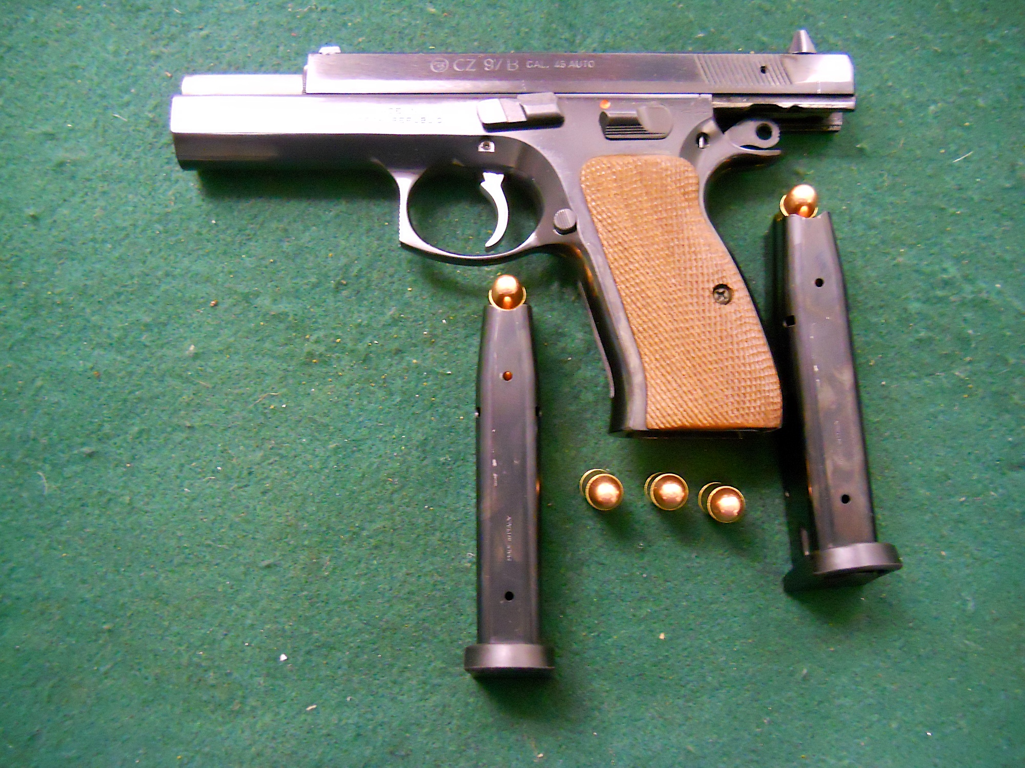 CZ97B-Reload-029.jpg