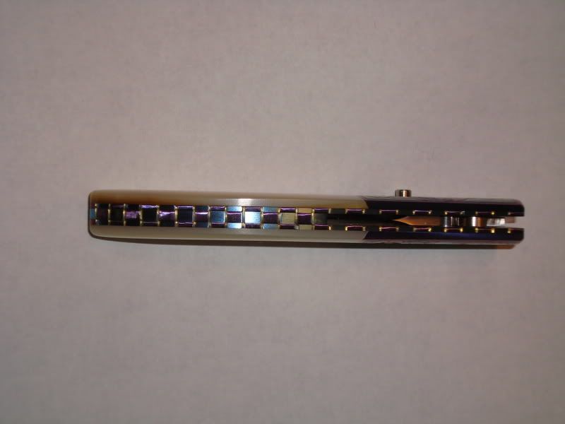 knives060111008.jpg