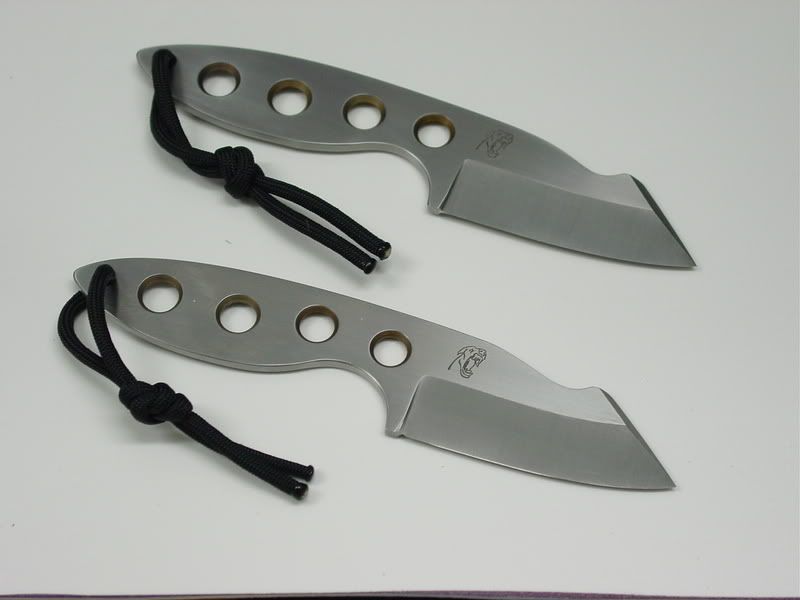 currdogneckers003.jpg