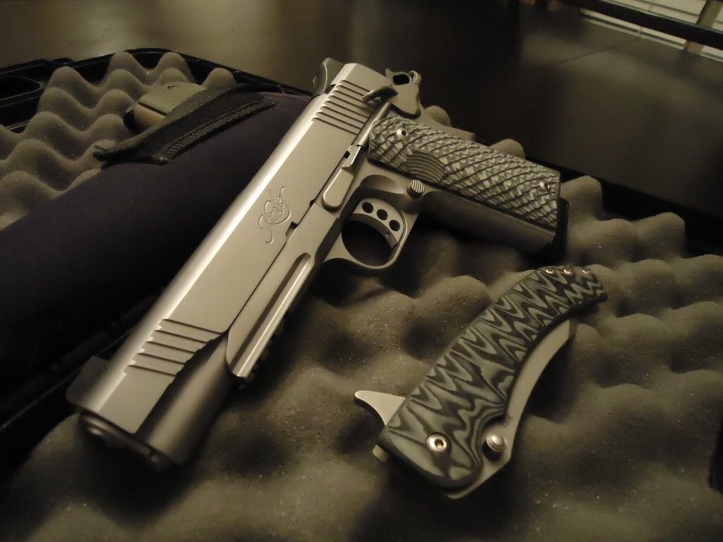 GunsandKnives5-12-11053.jpg