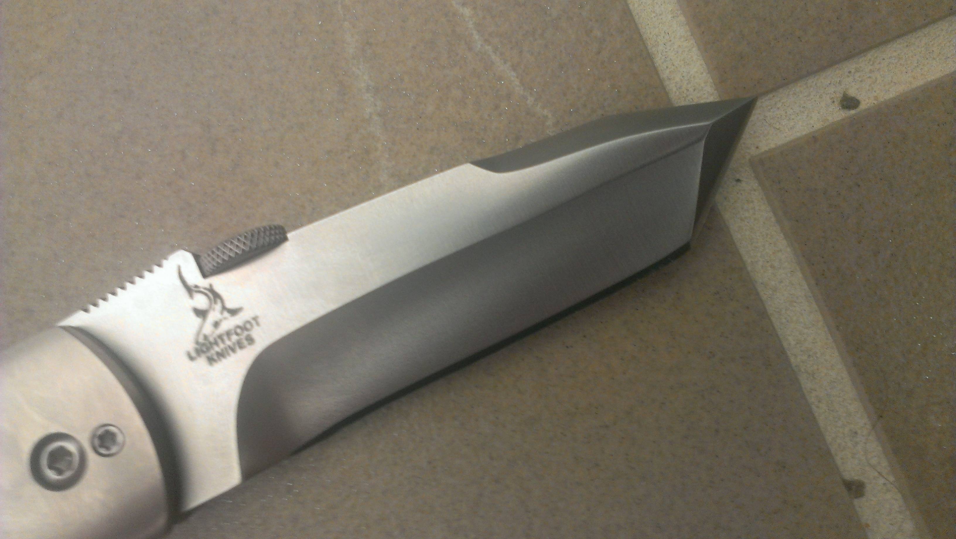 kniii54.jpg