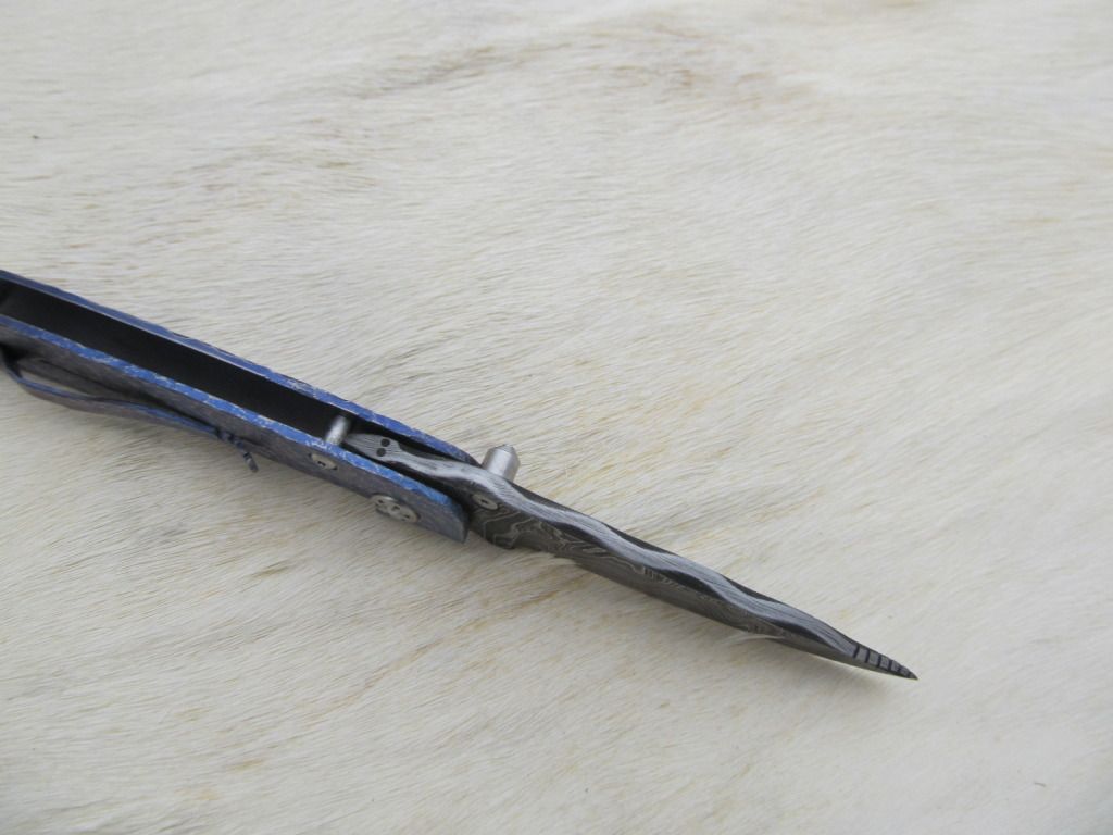 minicarvedtiframelock012.jpg