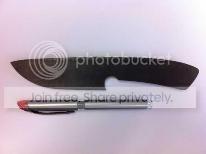 Knife1sized.jpg