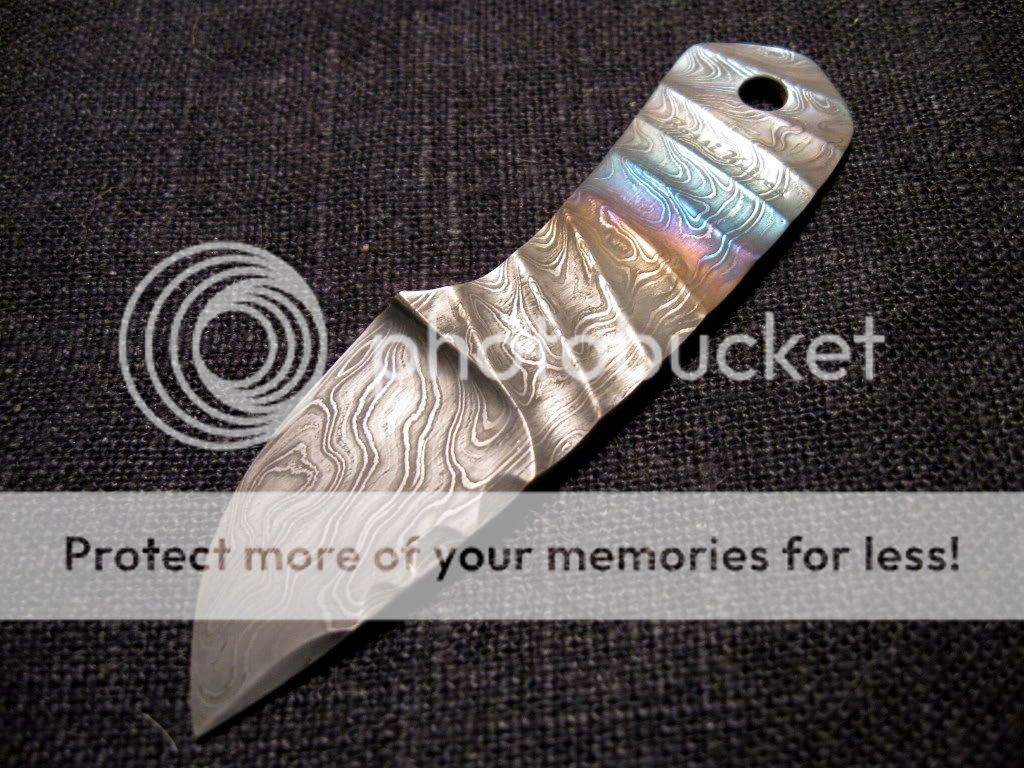 ShowKnives004.jpg