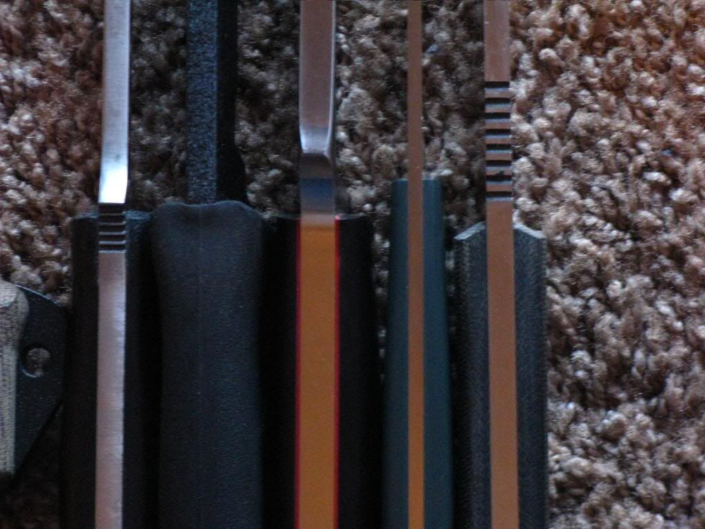 FixedBlades022.jpg