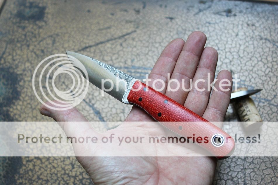 handy_hiking_02.jpg