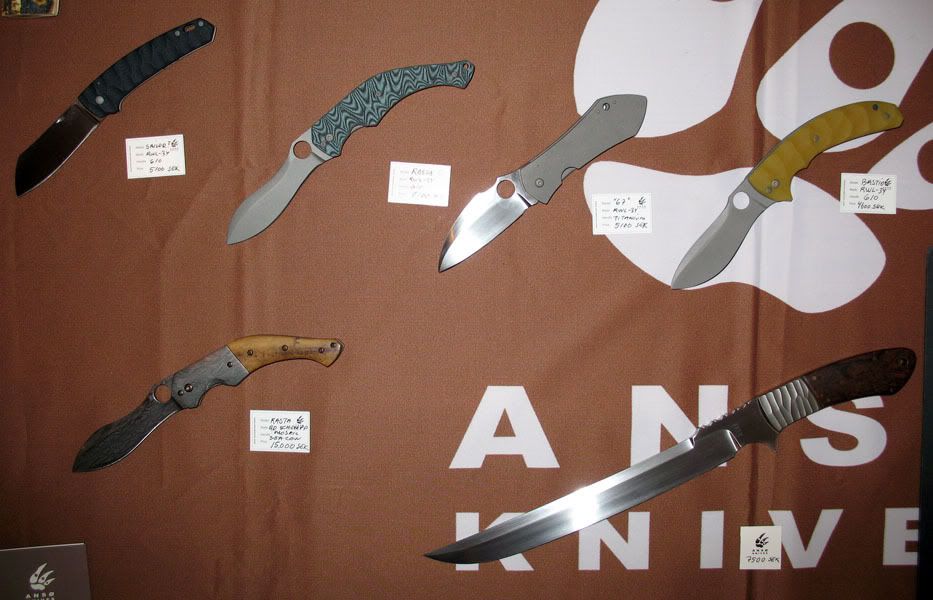 Anso_knives.jpg